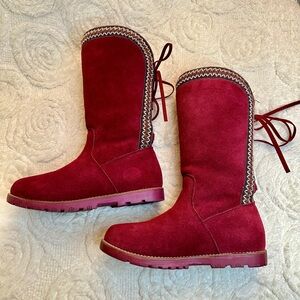 Lamo Women's Burgundy Suede Back lace up Winter Boots